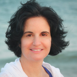 Debra Resnicoff BA, MFA, LMSW